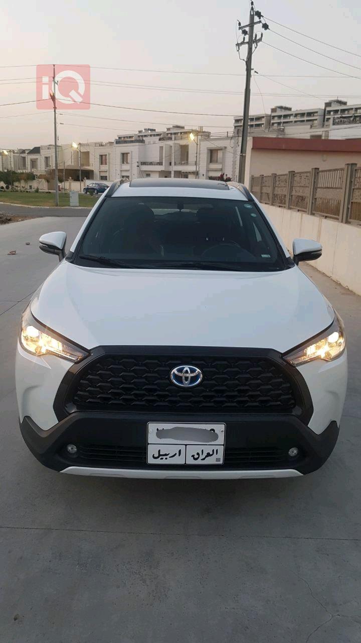 تۆیۆتا کۆرۆلا کرۆس
